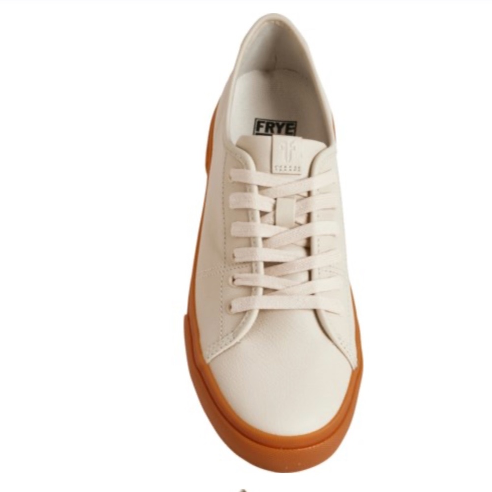 FRYE Sneakers